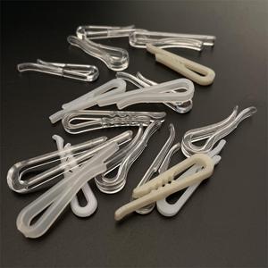 Pinces à chemise en plastique transparentes en forme de U, durables, avec dents pour chemises habillées pour hommes - Product Image 6