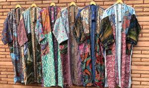 Wholesale Lot of Piece Woman's <b>Long</b> Silk <b>Kimono</b> Robe Floral <b>Kimono</b> Silk Robes Vintage Kimon - Product Image 6