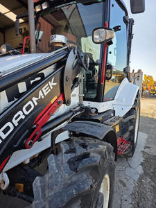 Chargeuse-pelleteuse HIDROMEK HMK 102 B 2022, chargeuse sur pneus, moteur diesel Perkins, pompe à roulement à haute efficacité, garantie de 3 ans - Product Image 3