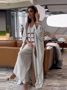 Caftan Abayas de qualité supérieure élégantes et modestes pour femmes, robes formelles de Dubaï brodées à la main, vêtements traditionnels musulmans respirants de Turquie - Product Image 2