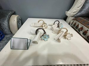 Brass Napkin Ring Metal <b>Tissue</b> Holder Golden <b>Color</b> Napkin Ring With Metal <b>Tissue</b> Box Premium <b>Tissue</b> <b>Paper</b> for Wedding Parties - Product Image 3