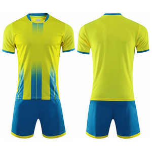 Uniforme de fútbol de alta calidad, tamaño adulto, venta al por mayor, fabricante, conjunto de uniforme de fútbol, uniforme de poliéster deportivo para equipo de fútbol - Product Image 1