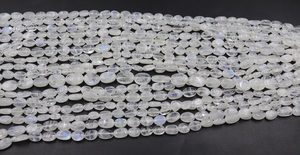 Cuentas Ovaladas Lisas de Piedra Lunar Arcoíris Natural de Alta Calidad de 13 Pulgadas para la Elaboración de Joyas - Product Image 2