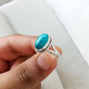 Bague turquoise en argent sterling 925 faite à la main bijoux de créateur en pierres précieuses naturelles avec sertissage de lunette en diamant de taille ovale - Product Image 5