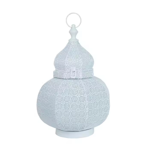Lanterne décorative en métal blanc design moderne Lanterne blanche intérieure et extérieure Ramadan Nouveau design - Product Image 3