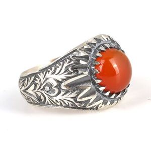 Bague Statement pour Homme en Argent Sterling 925, Bague Grappe avec Petite Pierre d'Ambre Orange Pressée (Technologie d'incrustation, Sertissage clos 14K) - Product Image 2