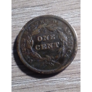 Pièce de monnaie de 1843, grande taille, avec tête miniature, cheveux tressés et petites lettres métalliques - Product Image 4