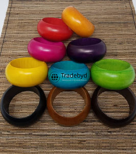 Bracelets en bois élégants Boho, cadeaux écologiques faits à la main pour elle par Tradebyd - Product Image 6