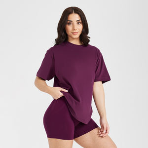 Chemise et short surdimensionnés confortables ensemble d'été deux pièces pour femmes en tissu de coton respirant vêtements décontractés pour les journées chaudes - Product Image 3