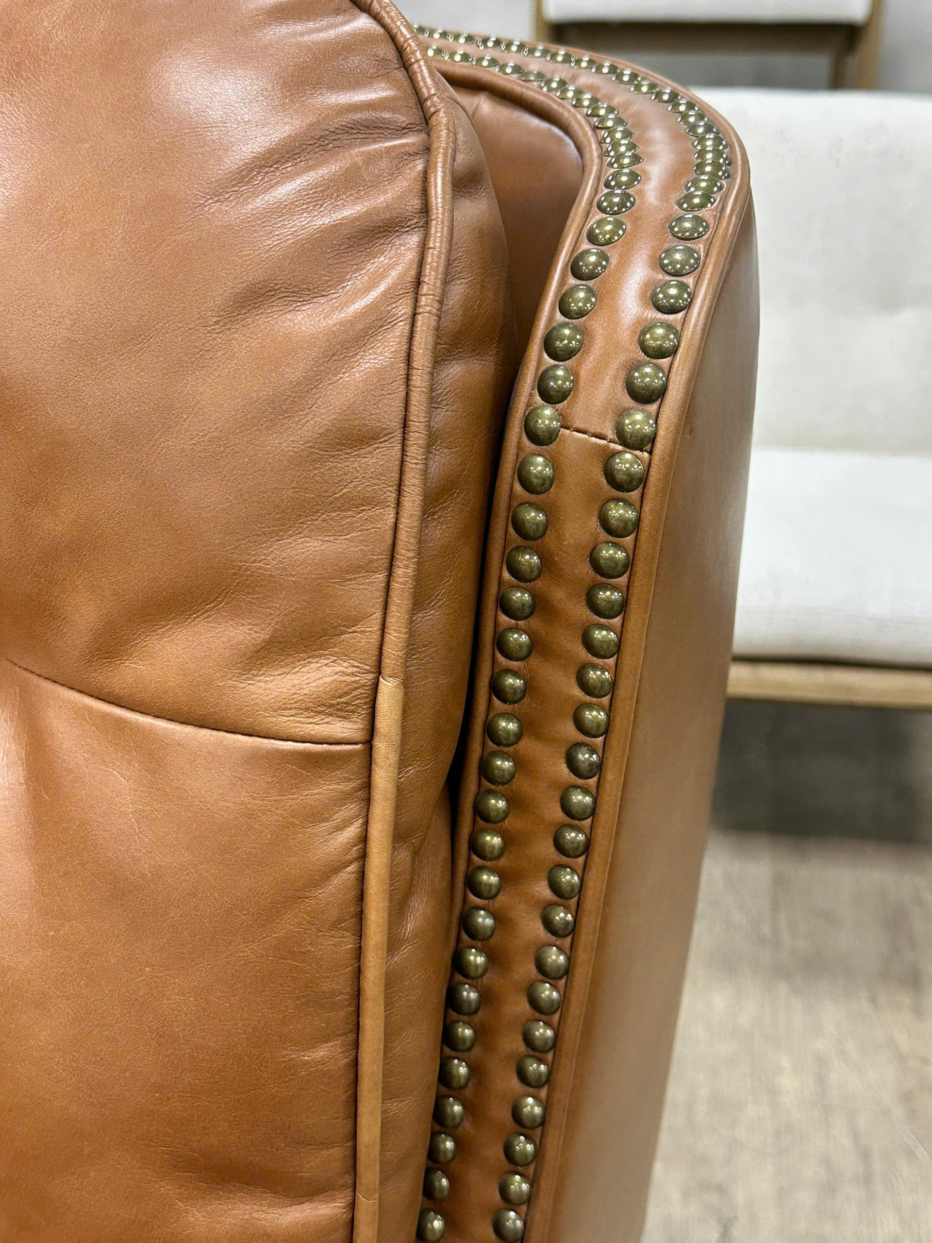 สีดำสีกากี