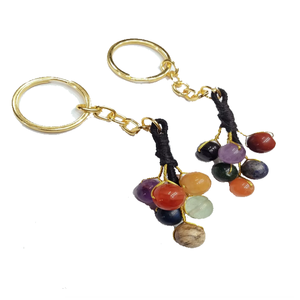 Llavero de cuarzo con cuentas de 7 Chakras crudas de piedra natural de alta calidad, llavero de cristal de piedras preciosas doradas envuelto curativo, mayorista - Product Image 2