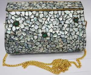 Bolso de Mano Moderno y Ecológico de Nácar Pulido a Mano Personalizado de TIMELESS CRAFT para Mujer, Regalo para Bodas y Fiestas - Product Image 1