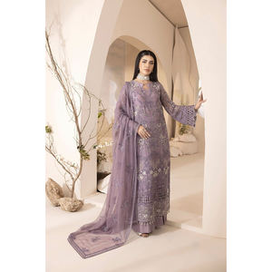 Vente en gros de costumes et robes de soirée d'hiver pour femmes OEM Prix bon marché et style ethnique pakistanais - Product Image 1