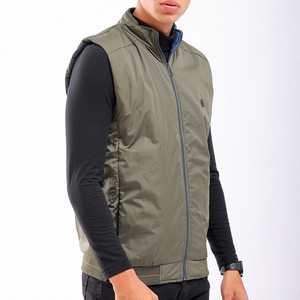 2025 personnalisé hommes Softshell gilet haute qualité à capuche chaud décontracté sans manches hiver tissu fabricant col montant mince gilets - Product Image 2