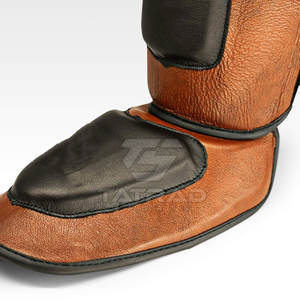 Protège-tibias en cuir réglables à prix d'usine, légers et confortables avec protection professionnelle pour le pied et le genou - Product Image 6