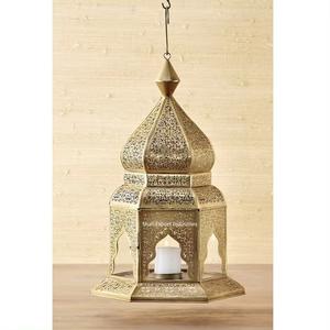 Lanterne à bougie en métal d'excellente conception gris fini avec du verre coloré pour la lanterne suspendue de mariage et de décoration intérieure - Product Image 6