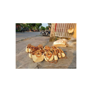 Panier de pique-nique jacinthe d'eau avec couvercle sécurisé tissé à la main portable écologique servir des collations rassemblements en plein air rangement élégant - Product Image 6