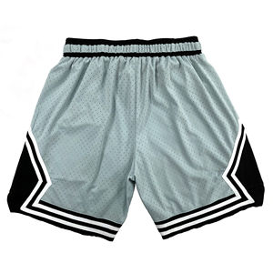 Venta caliente Nuevos pantalones cortos de Baloncesto de los hombres de moda Bajo MOQ Totalmente sublimación Jersey con patrón sólido Servicio OEM Precio bajo - Product Image 1