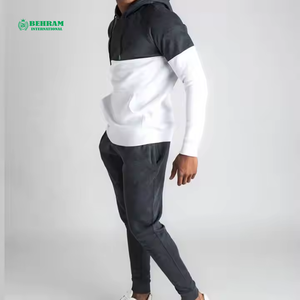 Sweat à capuche unisexe en coton épais avec impression en relief, coupe classique, impression personnalisée, luxe, molleton/polaire bouclée - Product Image 2