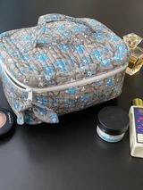 Estuche de Maquillaje Vintage de Algodón Acolchado Gris Le Souvenirs, Cierre de Cremallera, Duradero, Ecológico, Resistente al Agua, Personalizable - Product Image 2