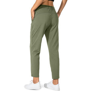Pantalones de chándal cómodos para mujer con opciones de Etiqueta de impresión de logotipo bordado personalizado para uso de entrenamiento y yoga - Product Image 2