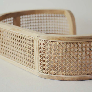 Lit en bois de rotin naturel de haute qualité pour animaux de compagnie fournitures pour animaux de compagnie lits pour chiens faits à la main du Vietnam - Product Image 2