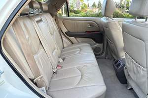 Lexus RX 300 del 2002, Usado, Sin Reserva, 1 Dueño, Motor V6, Tracción en las Cuatro Ruedas, Propiedad de California - Product Image 5