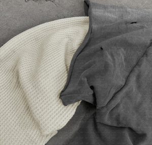 เสื้อยืดพิมพ์ลายสกรีนโลโก้แบบกำหนดเองเสื้อยืดผ้าฝ้ายวินเทจแขนวาฟเฟิลยาวสองชั้น - Product Image 2