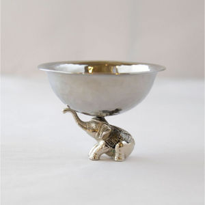 Premium Hammered Stainless Steel <b>Mixing</b> <b>Bowl</b> <b>Large</b> Size Ideal for Weddings Events Kitchenware and Home Use - Product Image 6