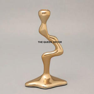 Bougeoir moderne abstrait en métal aluminium au design unique finition or Meilleur éclairage Accent pour la maison - Product Image 1