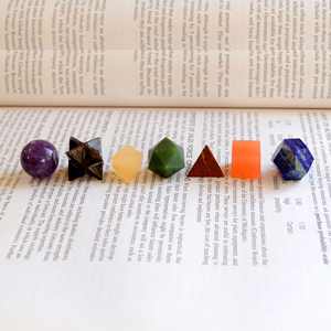 Ensemble de 7 pierres précieuses en lapis-lazuli naturel, sept chakras, avec des coupes en étoile, en triangle et ovales, taille 25 mm, pour la fabrication de bijoux - Product Image 2