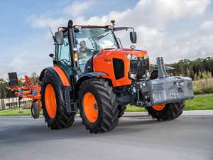 Tractor Utilitario M6-141 2023 de 6.1 Litros, 4 Cilindros, Diésel, 4x4, 140 HP con Aire Acondicionado - Product Image 2
