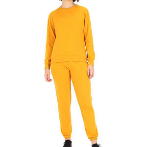 Conjunto Deportivo de Dos Piezas para Mujer, Diseño Nuevo y de Alta Calidad, a la Venta en Línea - Product Image 1