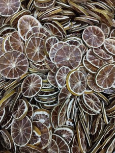 Dried <b>lime</b> sliced culinary seasoning ingredient from Vietnam for bulk sourcing wholesale packaging and export buyers - Product Image 2
