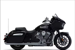 COMPRE LISTA PARA CONDUCIR 2026 Motocicleta de Turismo For-Indian Challenger Limited 112 con Sistema de Audio PowerBand Negra en Venta - Product Image 2