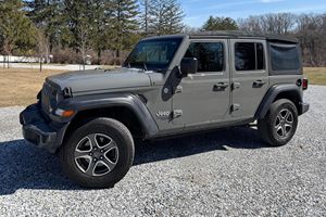 Jeep Wrangler Unlimited Sport 4x4 Usado en Excelentes Condiciones, Año 2018 - Product Image 4