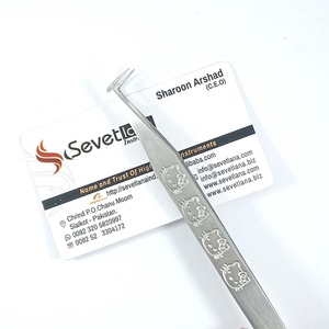 Pinzas de extensión de pestañas de volumen ruso con mango de cara de gato Punta puntiaguda de acero inoxidable de Sevetlana Industry - Product Image 5