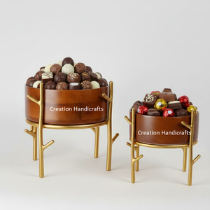 Plateaux de service pour chocolat et desserts de qualité supérieure, nouvelle arrivée, fabriqués en résine nacre et métal avec finition verte - Product Image 6