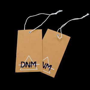 Etiquetas colgantes de papel de ropa tejidas de lujo personalizadas con logotipo de lámina en relieve privado con serigrafía para ropa y prendas - Product Image 6