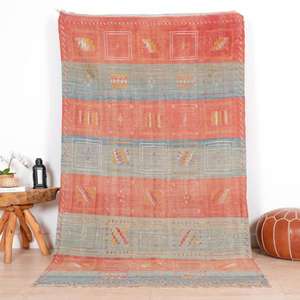 Auténticas Alfombras Marroquíes Hechas a Mano de Lana, Diseños Berber Tradicionales, Estilos Vintage Modernos para Decoración del Hogar - Product Image 1