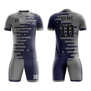 Kits de uniformes de fútbol de diseño personalizado con impresión de logotipo de equipo Camisetas transpirables de secado rápido Opciones personalizadas con precios baratos - Product Image 6
