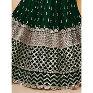 Atractivo Lehenga Choli de Georgette con Lentejuelas Verdes y Bordado Zari, Listo para Usar, para Mehendi, Ropa de Boda - Product Image 3