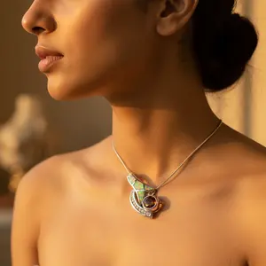 Colgante Artesanal de Plata con Ópalo y Citrino, Baño de Rodio, Joyería Religiosa con Piedras Preciosas, Amatista, Diamante y Perla para Mujer - Product Image 3