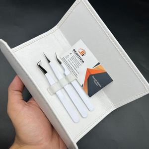 Pinzas LASH de acero inoxidable con logotipo personalizado, puntiagudas para extensión de pestañas, bolsa de cuero de fibra, volumen sostenible - Product Image 2