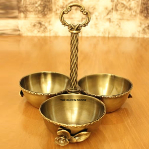 Nouveauté Bol décoratif en laiton de forme unique Finition antique en laiton Bol japonais Best Seller Accent pour la maison - Product Image 1
