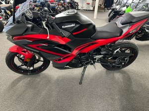 Kawasaki Ninja 500 451cc ABS 2025-2026 de qualité, nouvelle moto sportive prête à l'exportation mondiale - Product Image 3