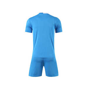 Vente en gros de maillots de football, d'uniformes d'entraînement, de combinaisons de football et de T-shirts de haute qualité à séchage rapide et respirants - Product Image 2