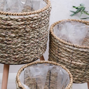 Panier de plantation en herbe de mer fait à la main avec support en bois, pot de fleurs décoratif d'intérieur - Product Image 2