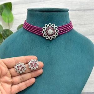 Hermoso Juego de Collar con Acabado Plateado de Diseño de Alta Calidad con Piedras de Circonita Cúbica, Colección de Joyería para Bodas para Mujer - Product Image 1