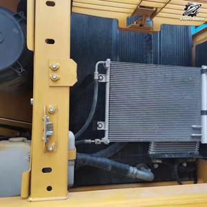 รถขุดตีนตะขาบ Komatsu 210-8 มือสอง ของแท้จากญี่ปุ่น น้ำหนัก 21 ตัน รถขุดขนาดใหญ่ Komatsu รถขุดตีนตะขาบ - Product Image 2